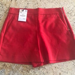 NWT Zara high rise red shorts. sz M